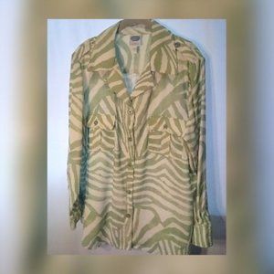 DG2 Diane Gilman Size 1X pale green tiger stripes